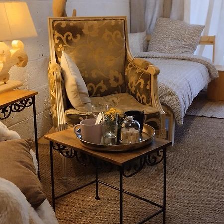 Le Laboratoire Shabby Chic De La Parfumerie Du Manoir Chavagne المظهر الخارجي الصورة